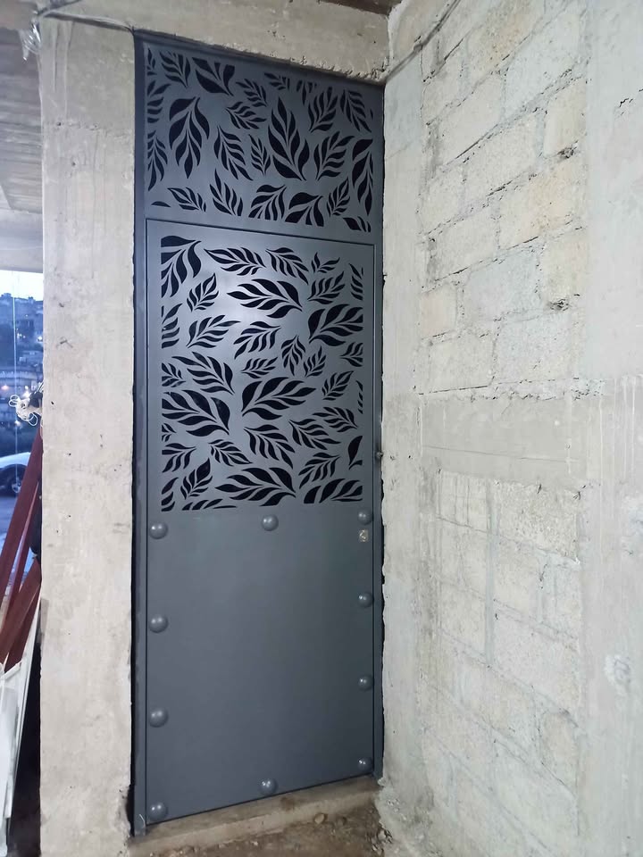 Paneles metálicos decorativos en Acapulco